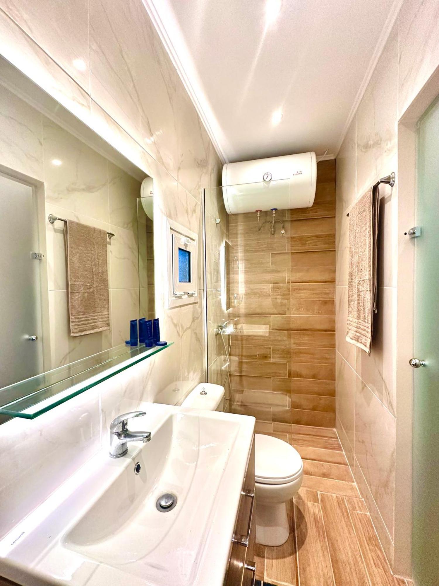 Contessina Al Porto Suite Mantouki Экстерьер фото