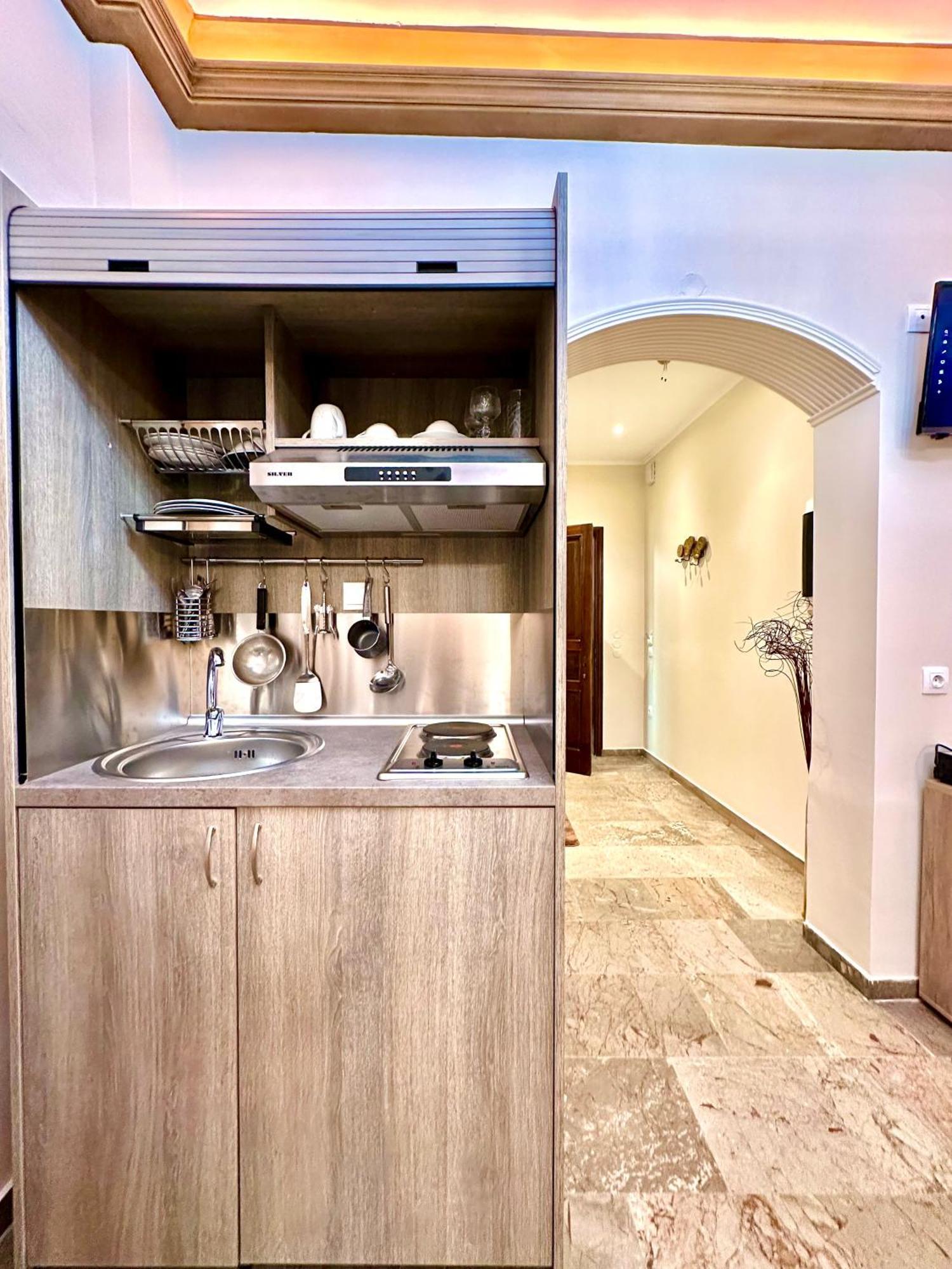 Contessina Al Porto Suite Mantouki Экстерьер фото